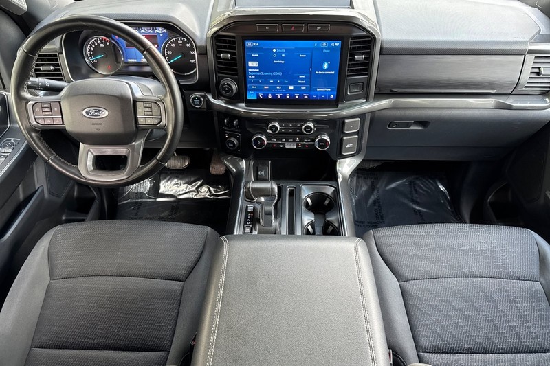 Ford F-150 Vehicle Full-screen Gallery Image 14