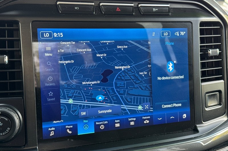 Ford F-150 Vehicle Full-screen Gallery Image 19