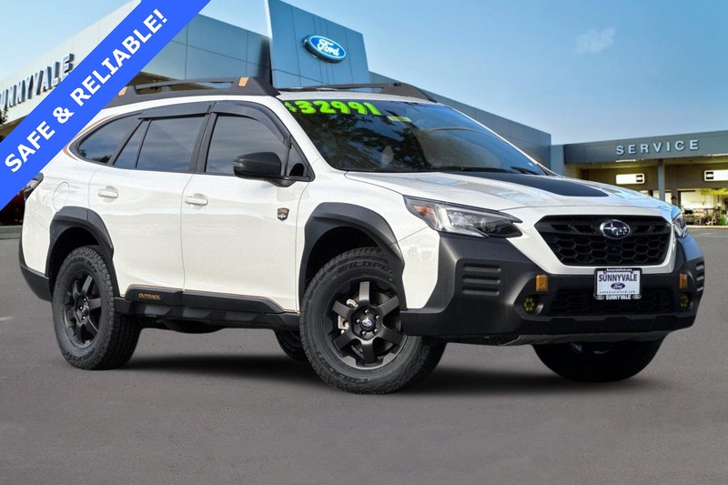Subaru Outback Vehicle Full-screen Gallery Image 02