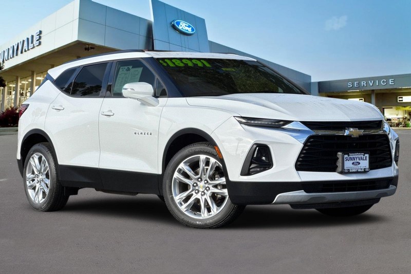 Chevrolet Blazer Vehicle Full-screen Gallery Image 02