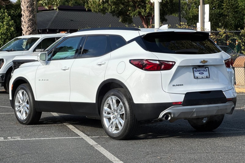 Chevrolet Blazer Vehicle Full-screen Gallery Image 06