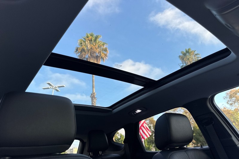 Chevrolet Blazer Vehicle Full-screen Gallery Image 16