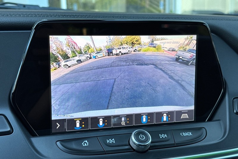 Chevrolet Blazer Vehicle Full-screen Gallery Image 18