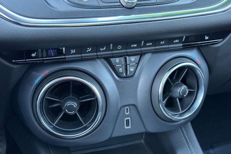 Chevrolet Blazer Vehicle Full-screen Gallery Image 19