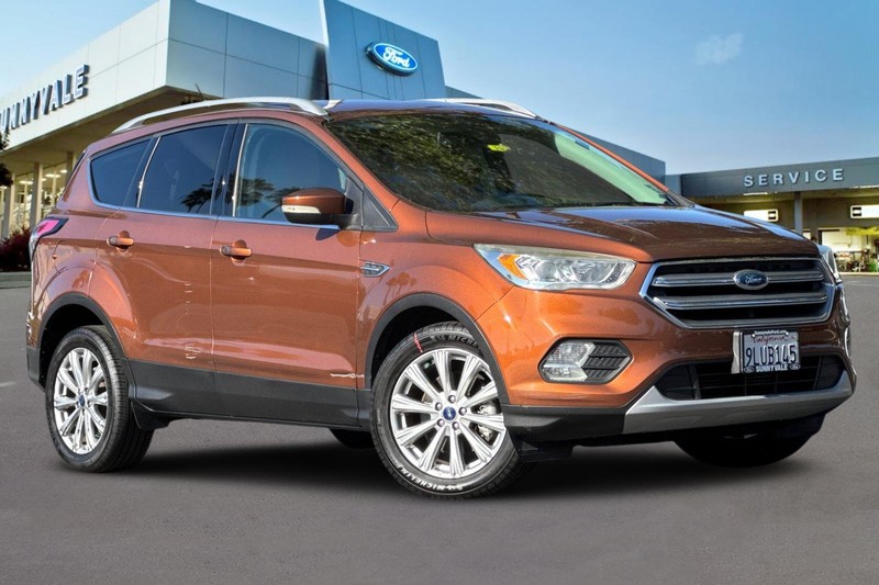 Ford Escape Vehicle Full-screen Gallery Image 02