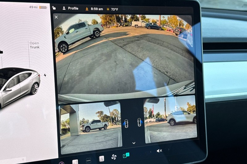 Tesla Model 3 Vehicle Full-screen Gallery Image 18