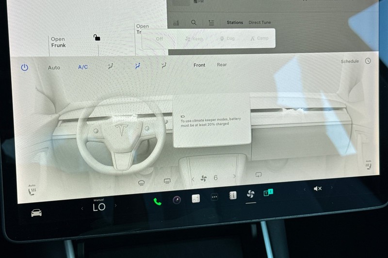 Tesla Model 3 Vehicle Full-screen Gallery Image 19