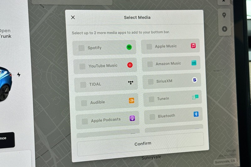 Tesla Model 3 Vehicle Full-screen Gallery Image 16