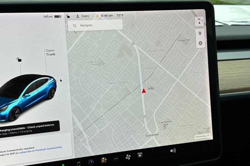Tesla Model 3 Vehicle Full-screen Gallery Image 17