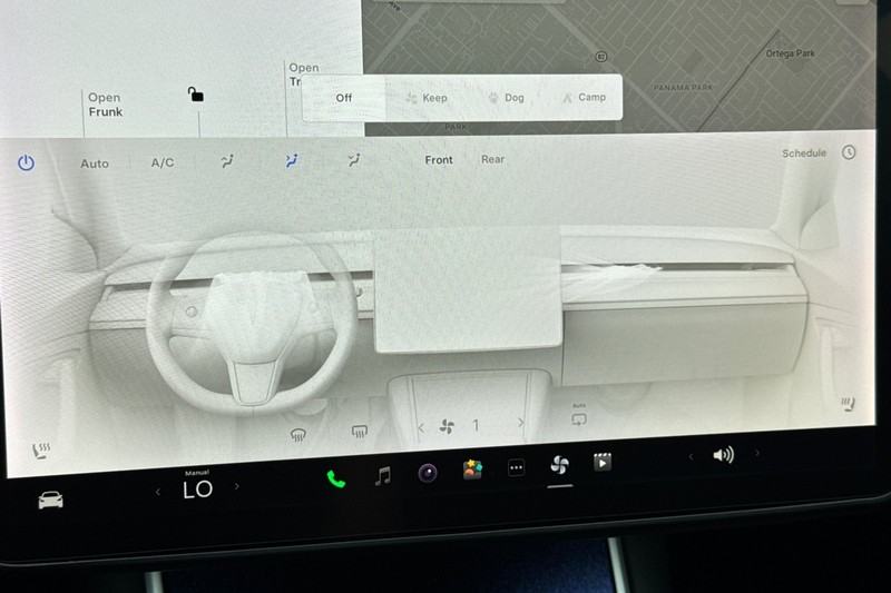 Tesla Model 3 Vehicle Full-screen Gallery Image 19