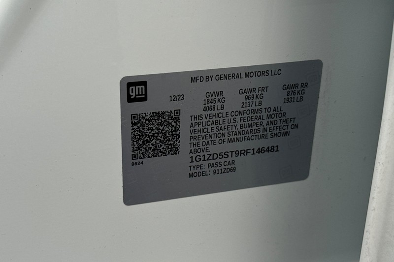 Chevrolet Malibu Vehicle Full-screen Gallery Image 27