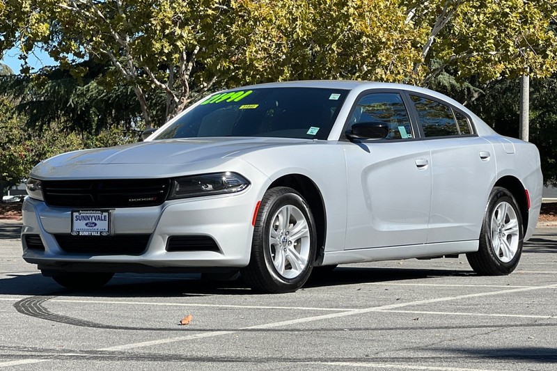 Dodge Charger Vehicle Full-screen Gallery Image 08