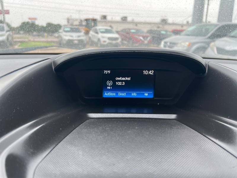 Ford Escape Vehicle Full-screen Gallery Image 12