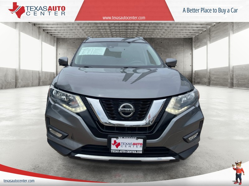 Nissan Rogue Vehicle Full-screen Gallery Image 2