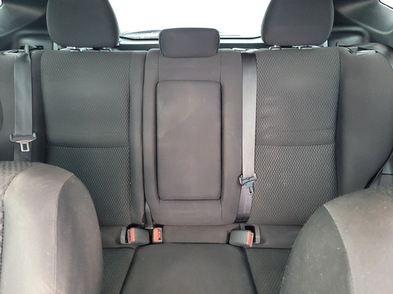 Nissan Rogue Sport Vehicle Full-screen Gallery Image 13