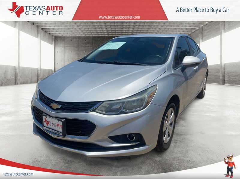 Chevrolet Cruze Vehicle Full-screen Gallery Image 2