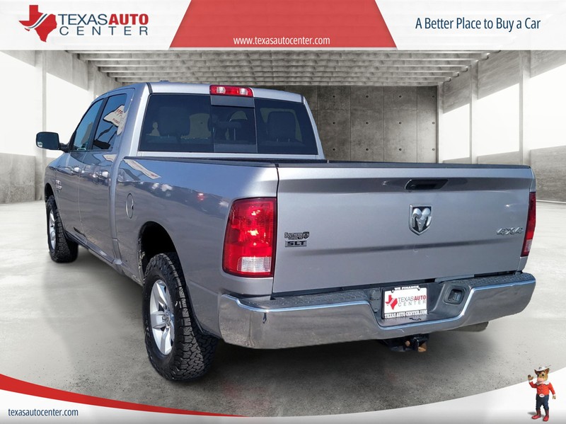 Ram 1500 Classic Vehicle Full-screen Gallery Image 8