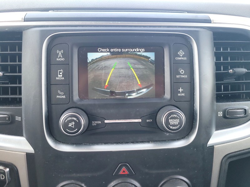 Ram 1500 Classic Vehicle Full-screen Gallery Image 16