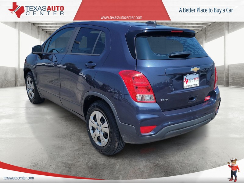 Chevrolet Trax Vehicle Full-screen Gallery Image 5