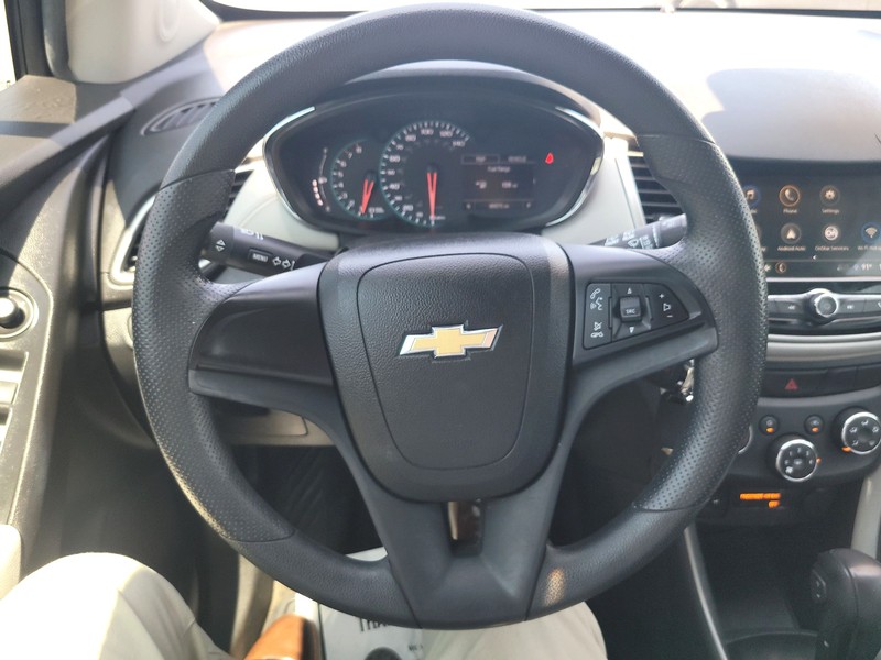 Chevrolet Trax Vehicle Full-screen Gallery Image 14