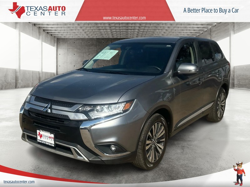 Mitsubishi Outlander Vehicle Full-screen Gallery Image 2