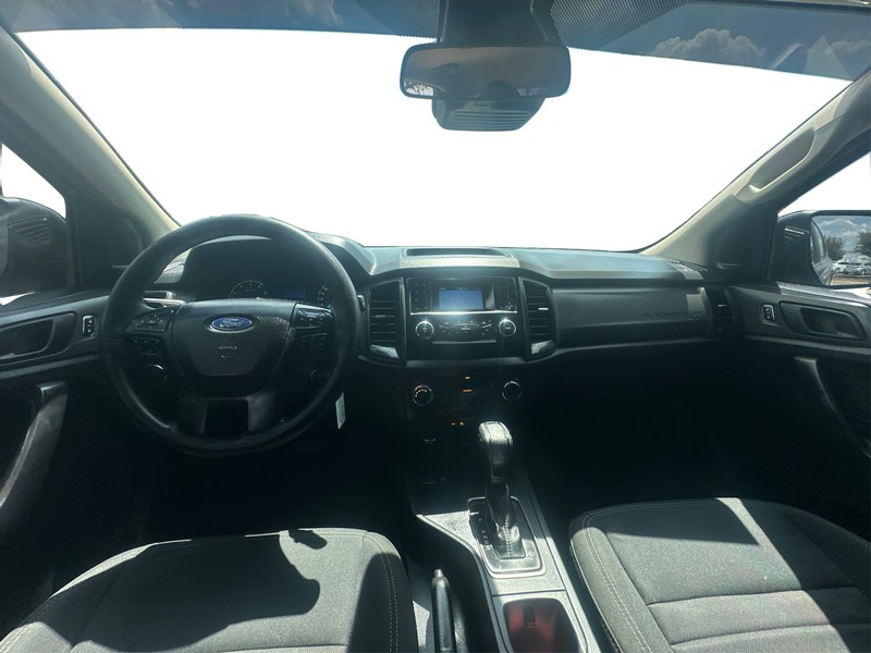 Ford Ranger Vehicle Full-screen Gallery Image 17