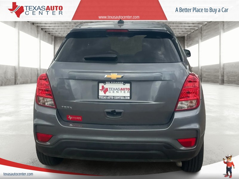 Chevrolet Trax Vehicle Full-screen Gallery Image 6