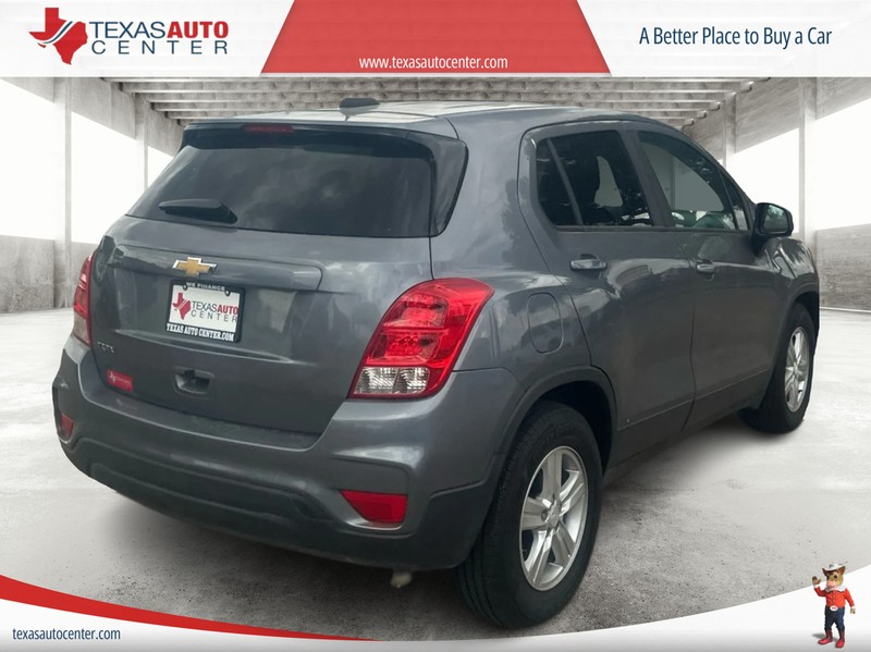 Chevrolet Trax Vehicle Full-screen Gallery Image 7