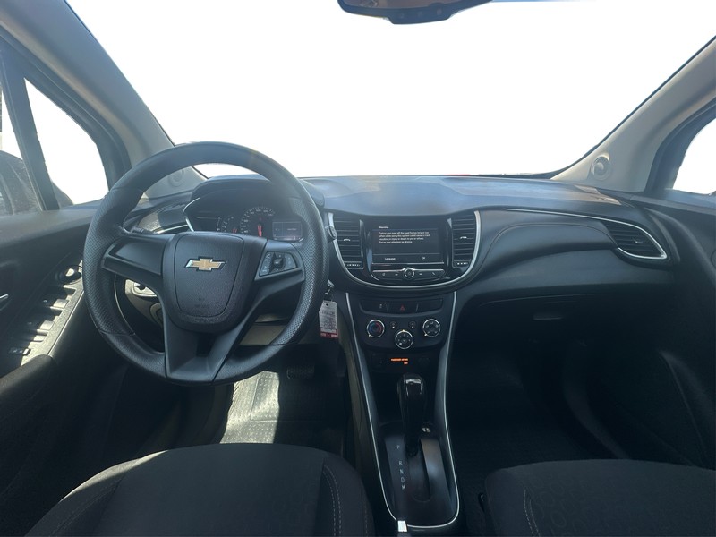 Chevrolet Trax Vehicle Full-screen Gallery Image 16