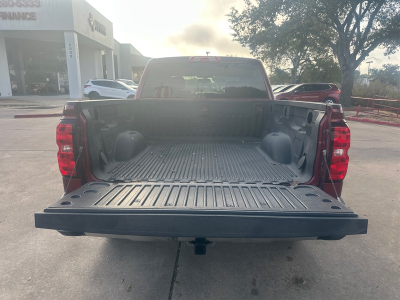Chevrolet Silverado 1500 Vehicle Full-screen Gallery Image 11