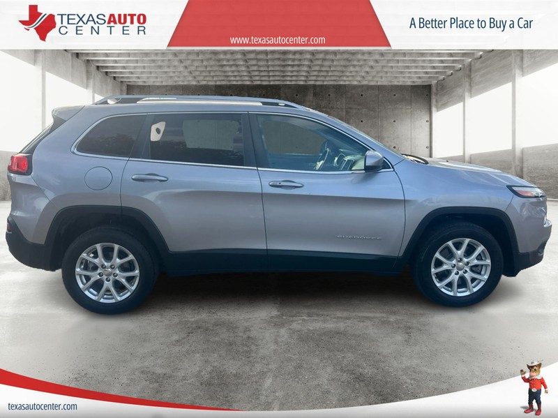 Jeep Cherokee Vehicle Full-screen Gallery Image 4