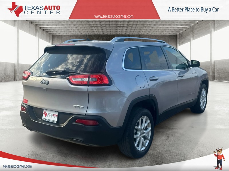 Jeep Cherokee Vehicle Full-screen Gallery Image 7