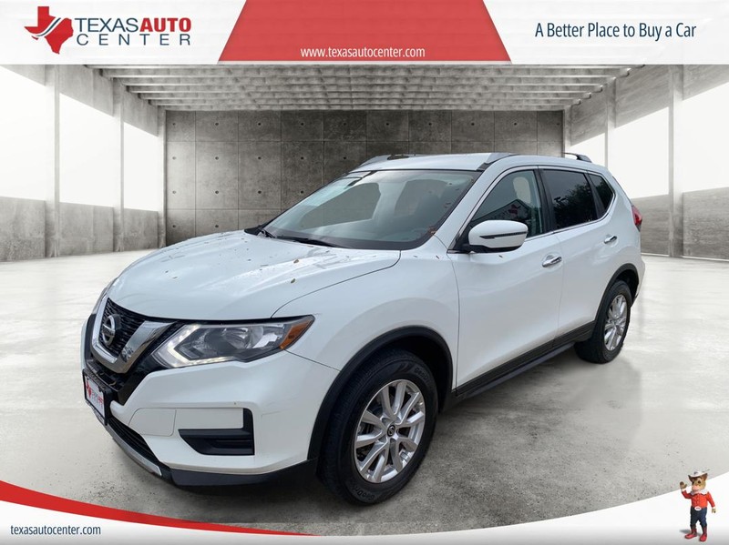 Nissan Rogue Vehicle Full-screen Gallery Image 3