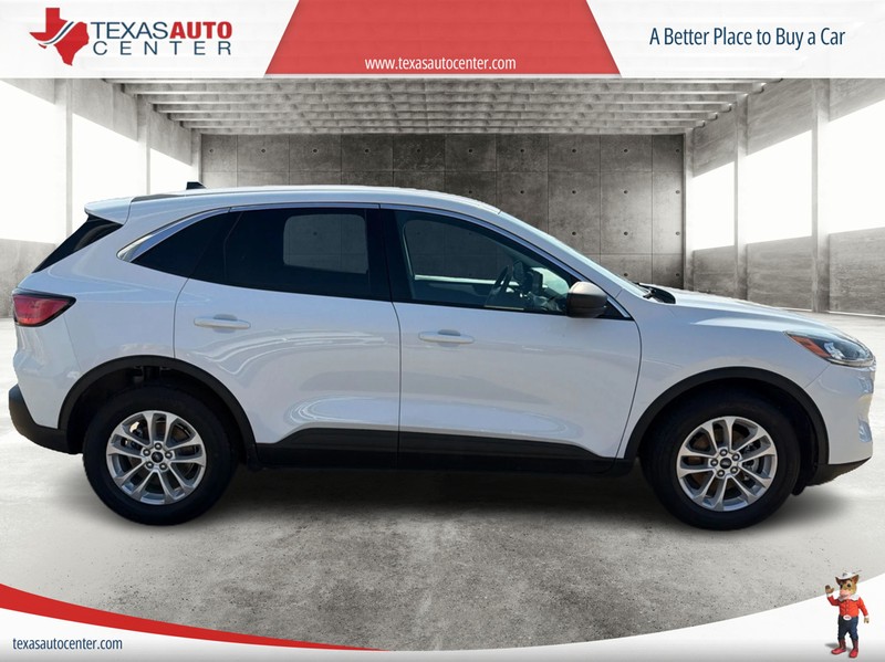 Ford Escape Vehicle Full-screen Gallery Image 4