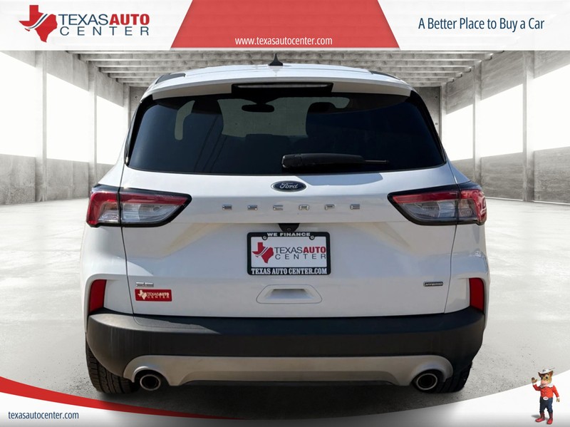 Ford Escape Vehicle Full-screen Gallery Image 5