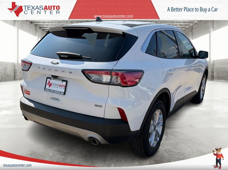 Ford Escape Vehicle Full-screen Gallery Image 6