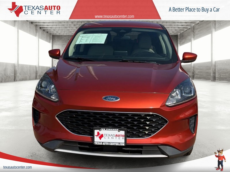 Ford Escape Vehicle Full-screen Gallery Image 3