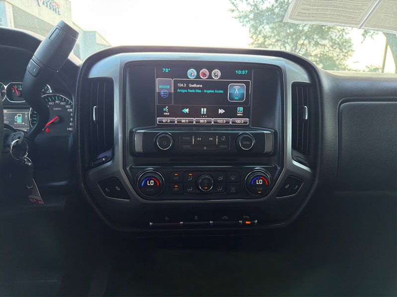 Chevrolet Silverado 1500 Vehicle Full-screen Gallery Image 12