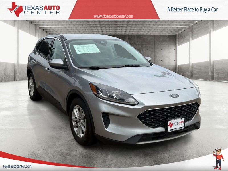 2021 Ford Escape SE's photo