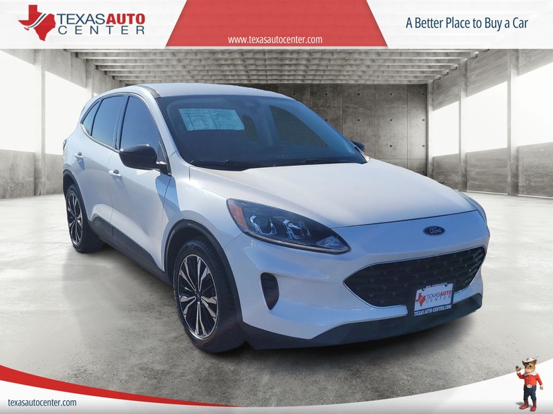 2022 Ford Escape SE's photo