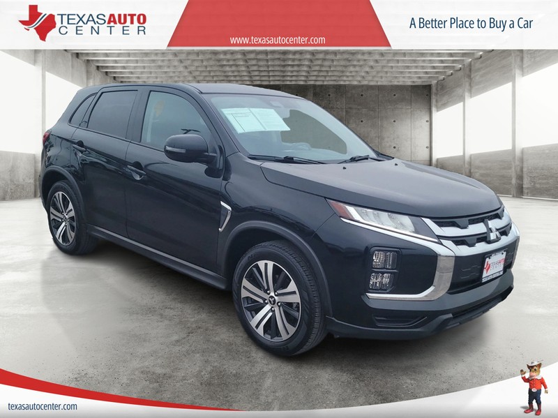 2024 Mitsubishi Outlander Sport SE's photo