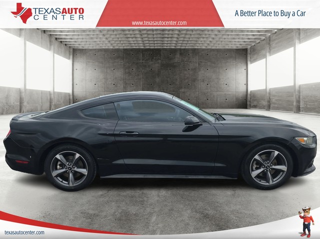 Ford Mustang V6 - San Marcos TX