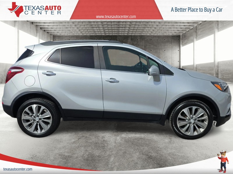 2019 Buick Encore Preferred's photo