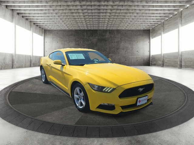 Ford Mustang V6 - San Marcos TX