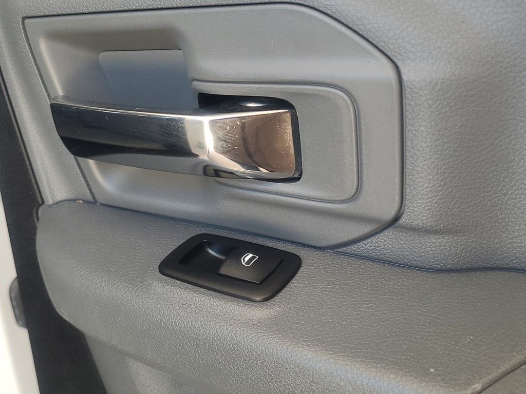 Ram 1500 Vehicle Image 14