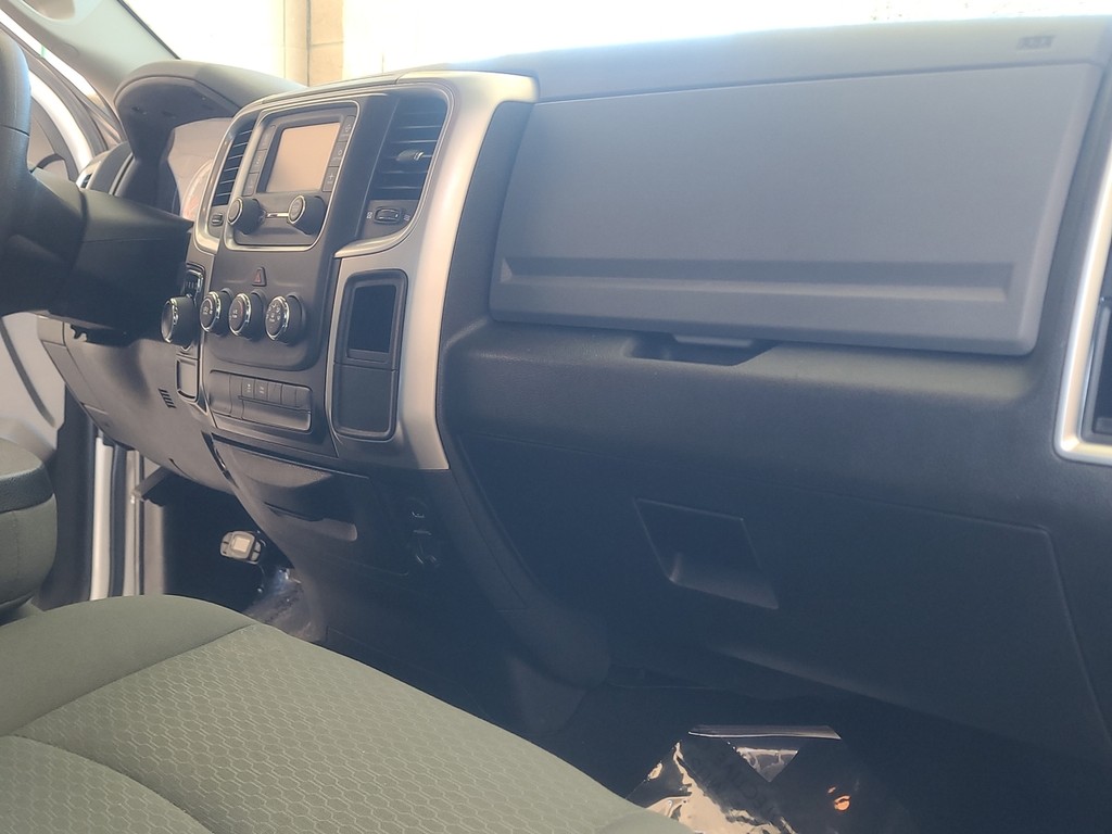 Ram 1500 Vehicle Image 15