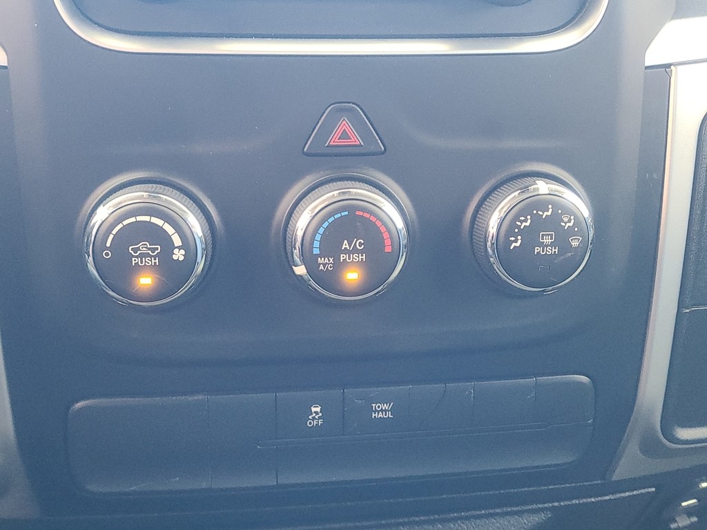 Ram 1500 Vehicle Image 31