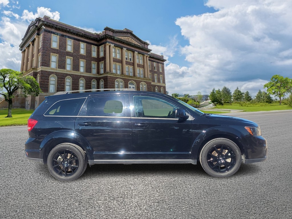 Dodge Journey Vehicle Image 2