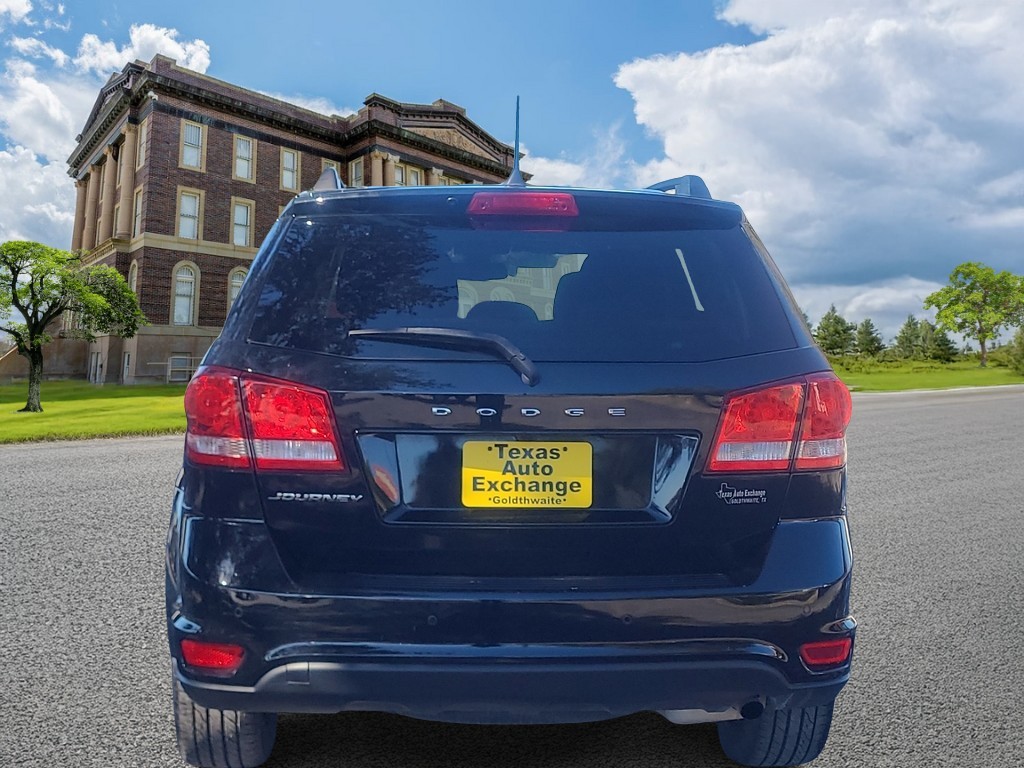 Dodge Journey Vehicle Image 4