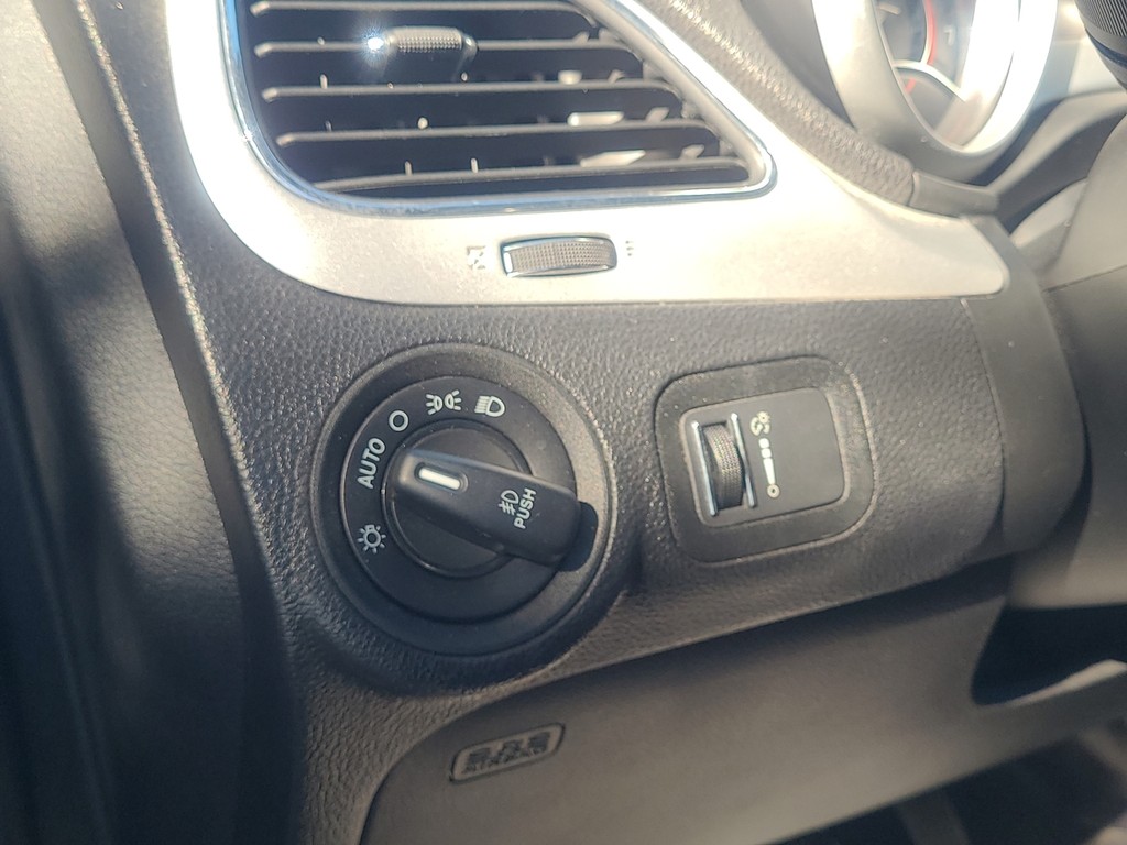 Dodge Journey Vehicle Image 22